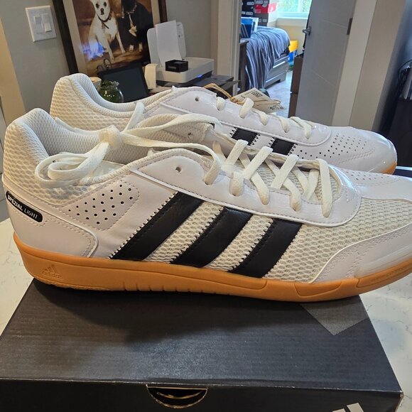 adidas Spezial Light Lace Up Mens White Sneakers Casual Shoes HQ3518 SIZE 11 - Picture 1 of 14